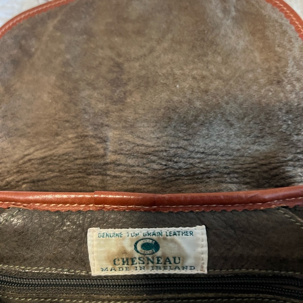 Vintage Irish Chesneau Cross Body Purse - Picture 5 of 8